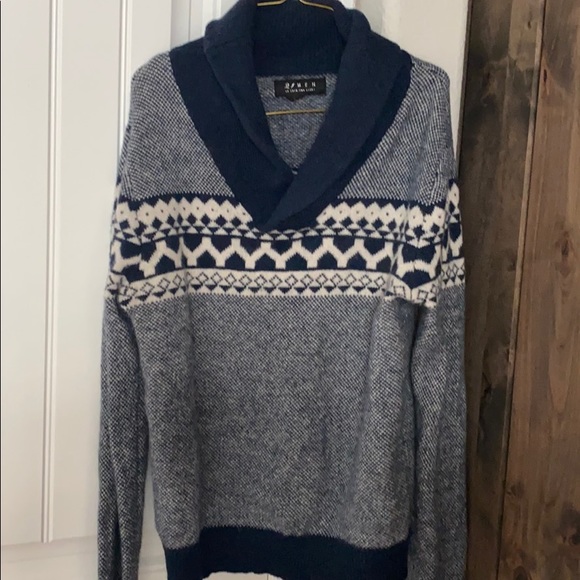Men’s Fair isle Navy sweater - Picture 1 of 3